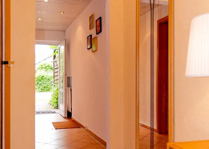 דירה -waldhaus-fewo 3 מירו