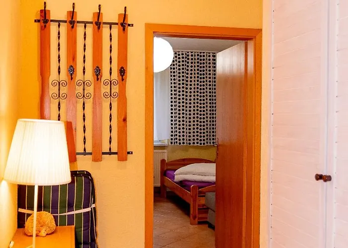 -waldhaus-fewo 3 * מירו